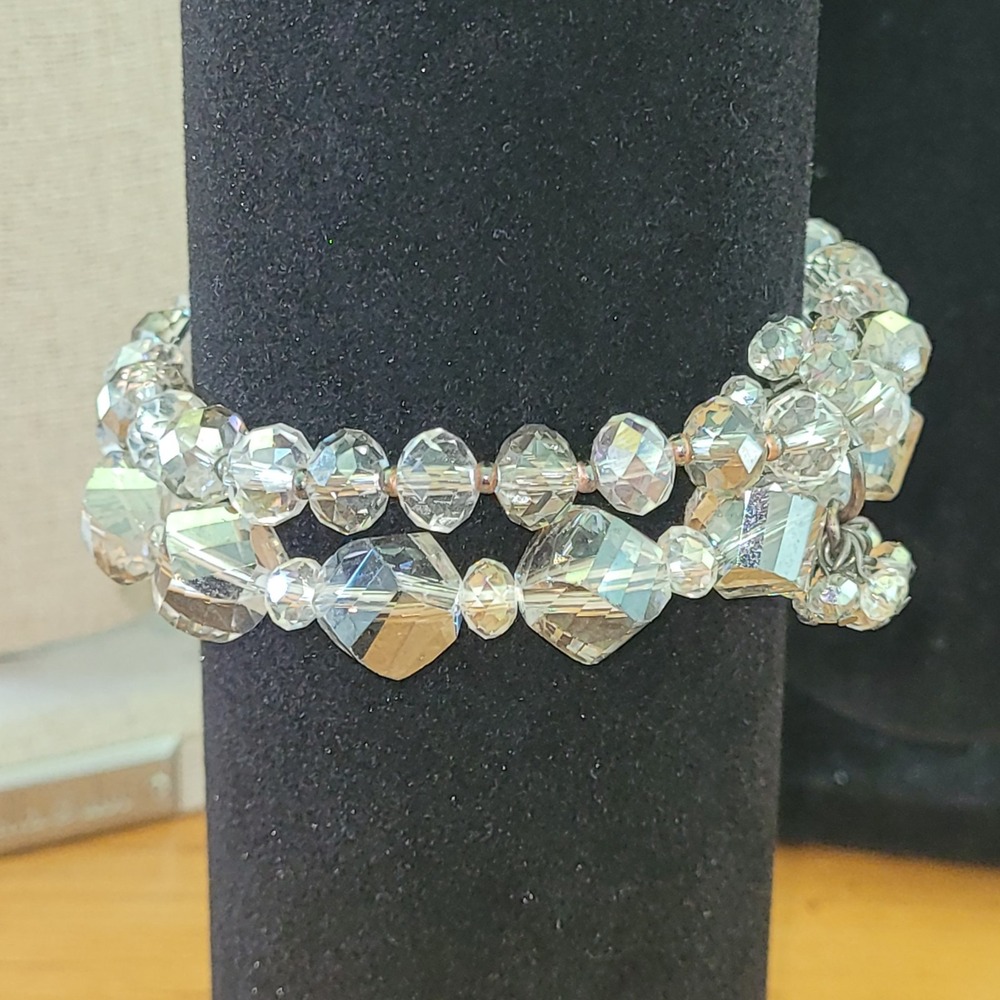 Vintage Aurora Borealis AB Crystal Cha Cha Stretch Bracelet 28.32g
